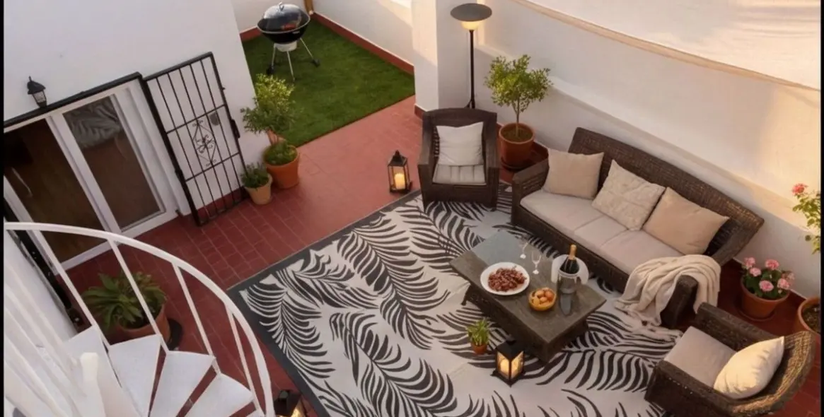 Sale of penthouse in Elviria 11