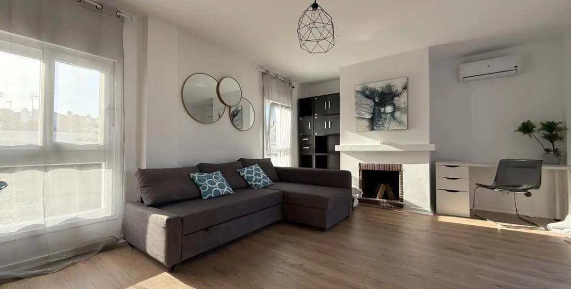 Sale of penthouse in Elviria 21