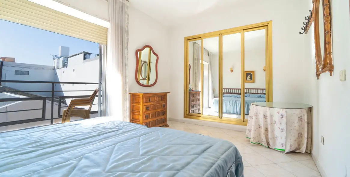 Sale of middle floor apartment in Fuengirola 7