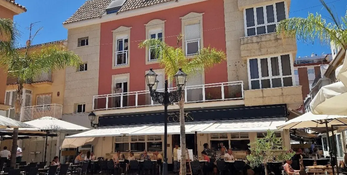 Sale of middle floor apartment in Fuengirola 20