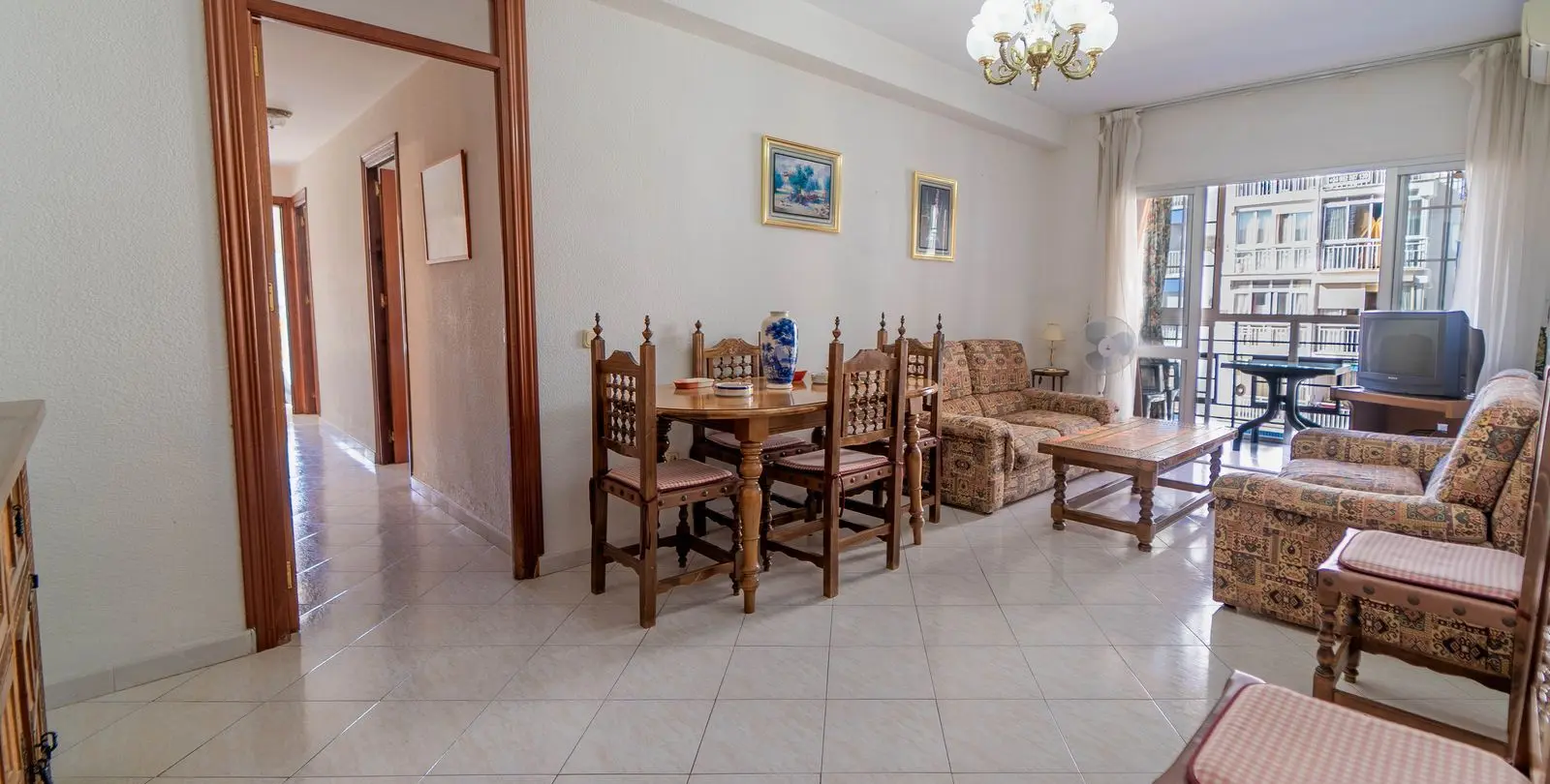 Venta de apartamento en planta media en Fuengirola 2
