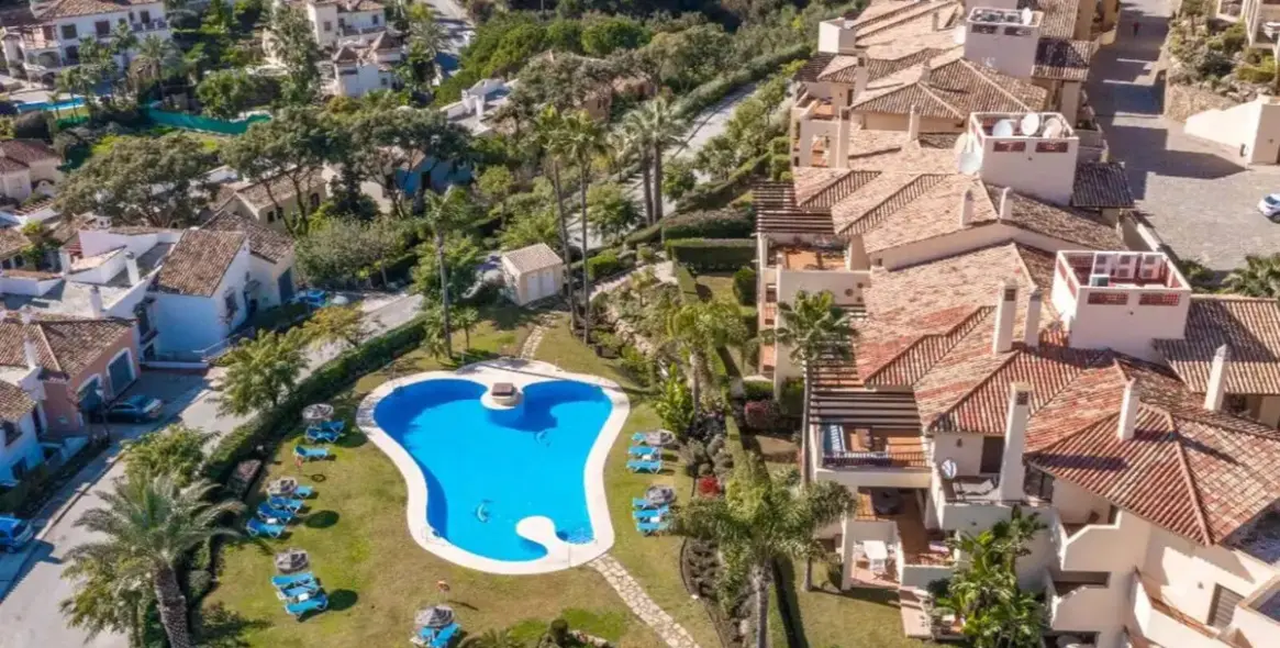 Venta de apartamento en planta baja en Los Arqueros 5