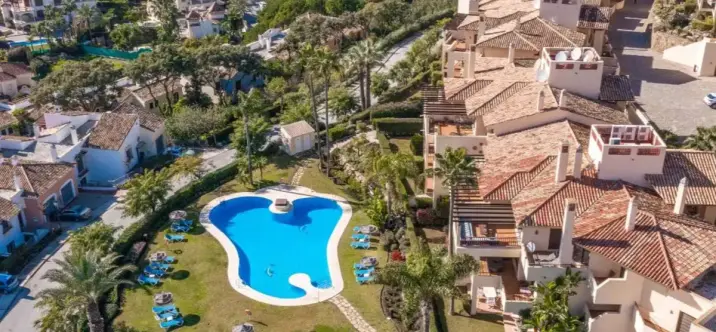 Venta de apartamento en planta baja en Los Arqueros 4