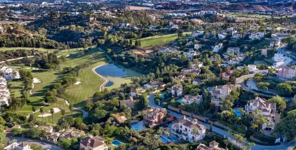 Venta de apartamento en planta baja en Los Arqueros 11