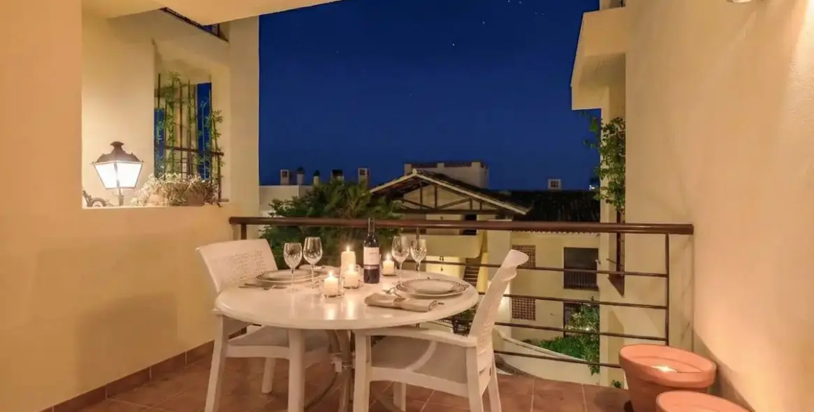 Venta de apartamento en planta baja en Los Arqueros 15