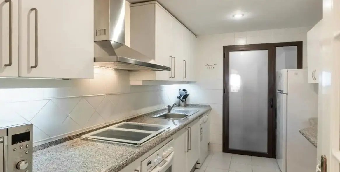 Venta de apartamento en planta baja en Los Arqueros 27