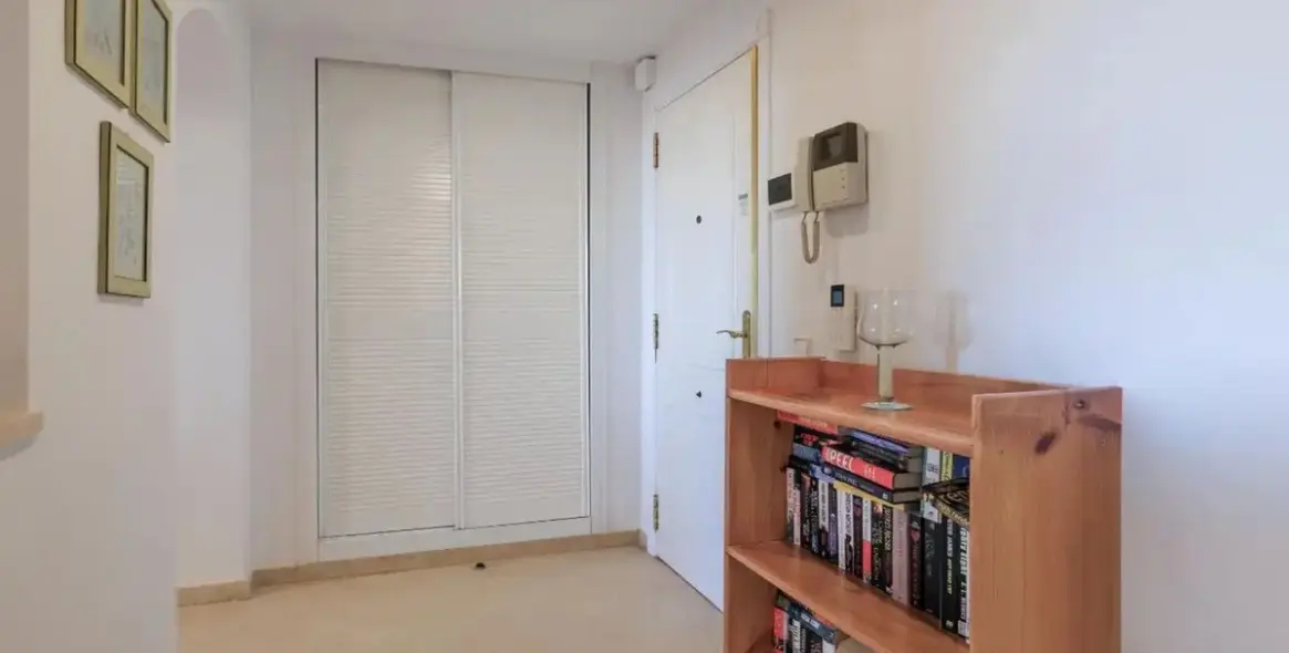 Venta de apartamento en planta baja en Los Arqueros 29