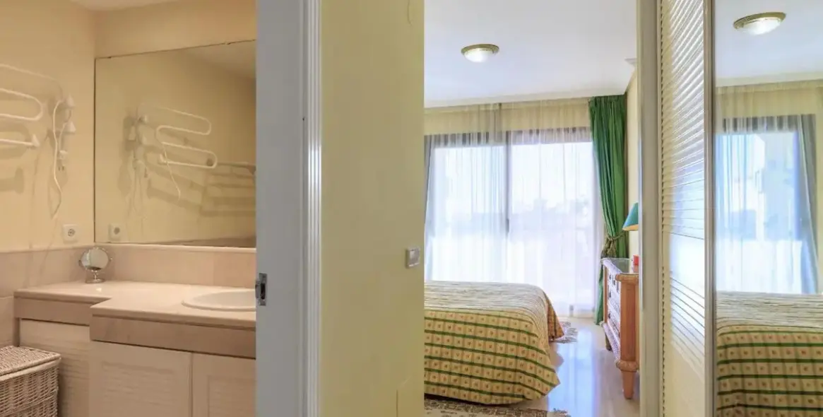 Venta de apartamento en planta baja en Los Arqueros 35