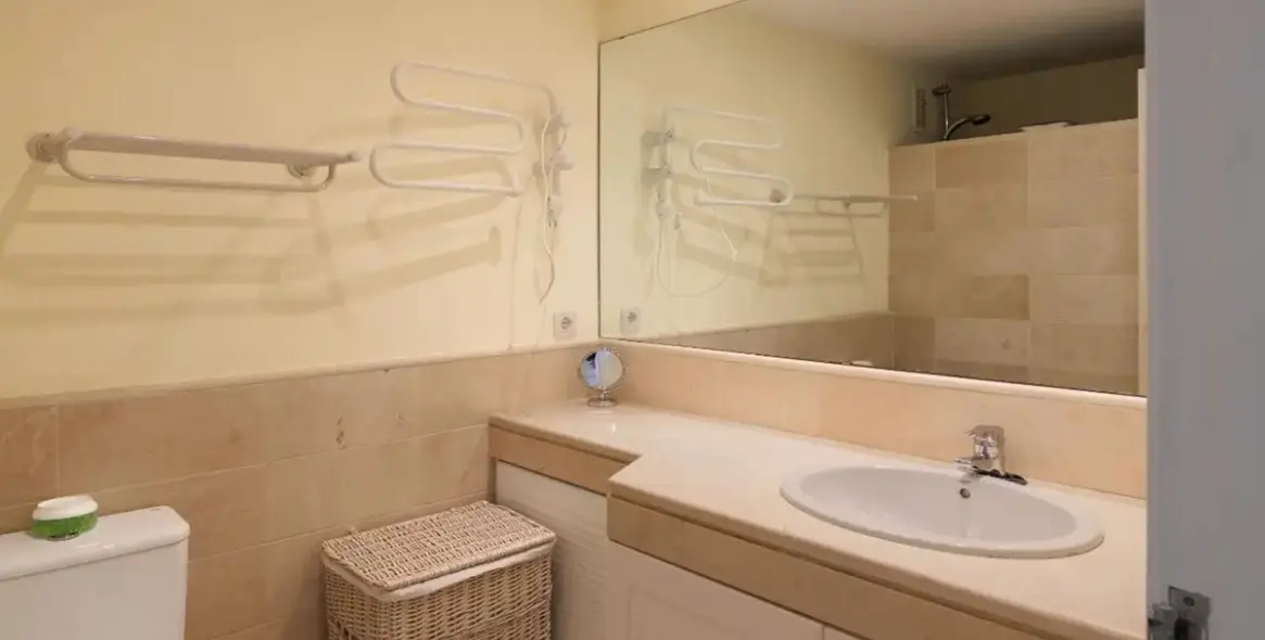 Venta de apartamento en planta baja en Los Arqueros 36