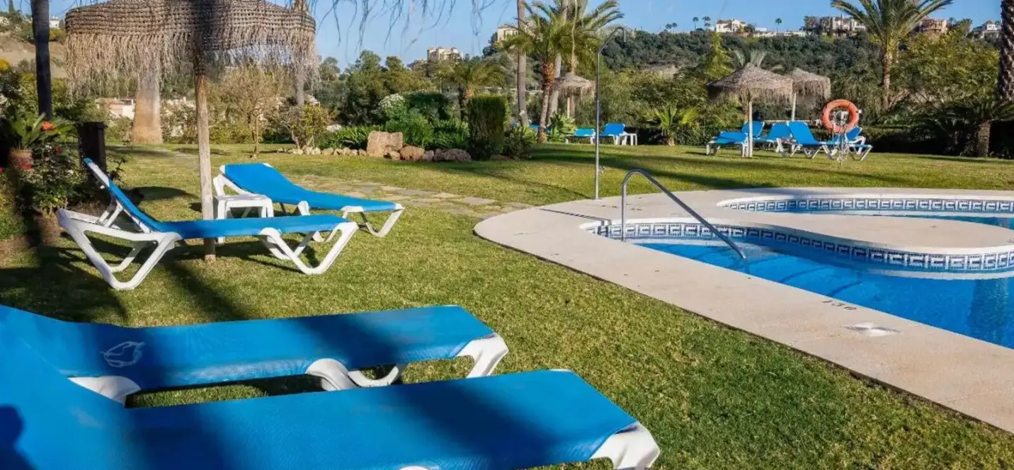 Venta de apartamento en planta baja en Los Arqueros 2