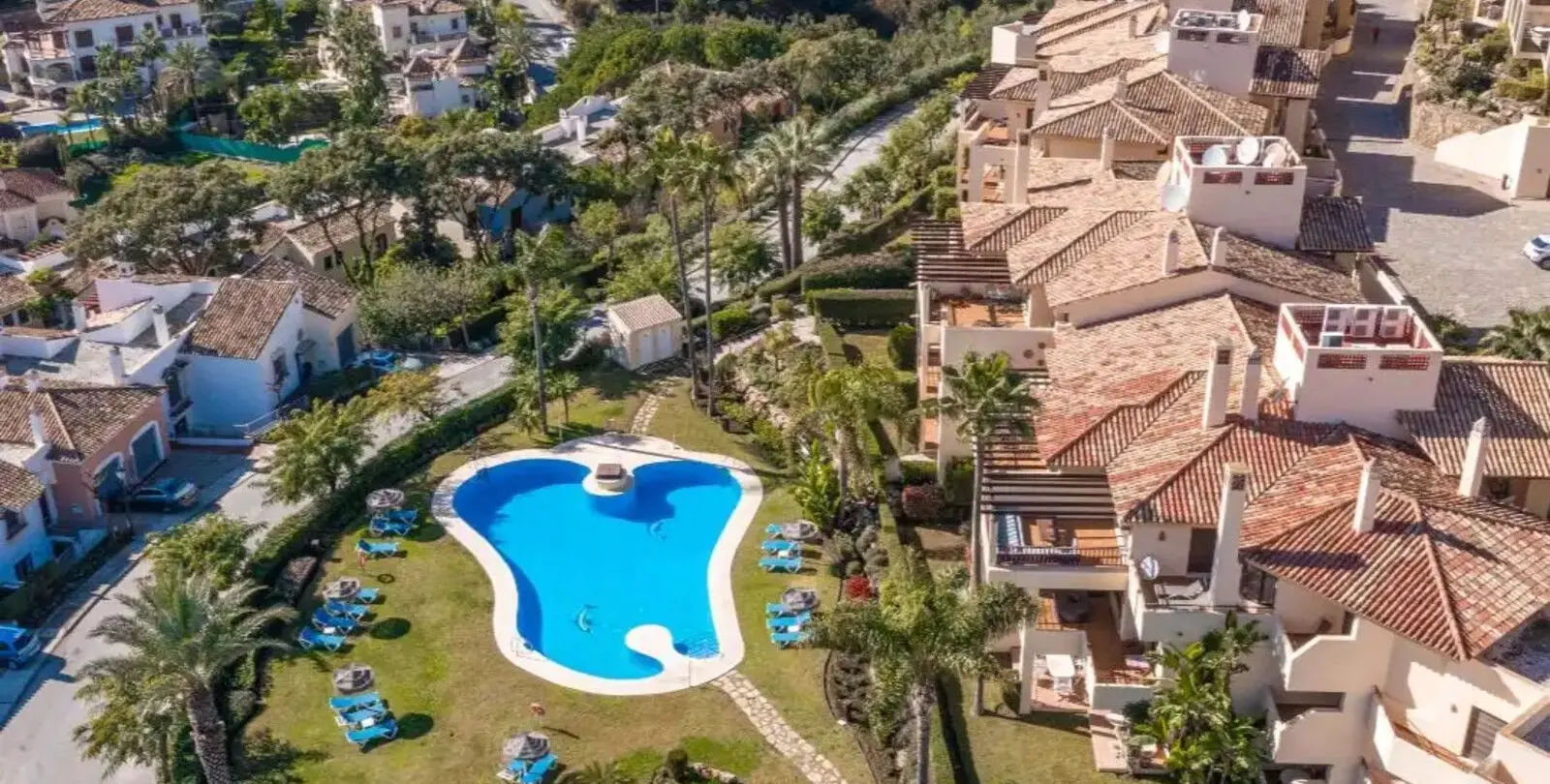 Venta de apartamento en planta baja en Los Arqueros 5