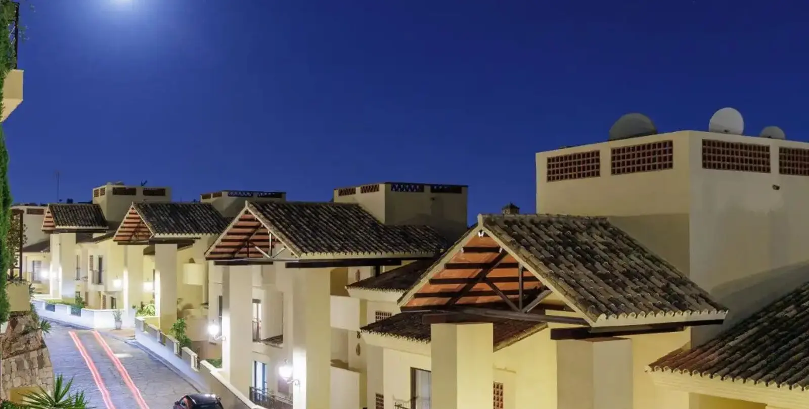 Venta de apartamento en planta baja en Los Arqueros 19