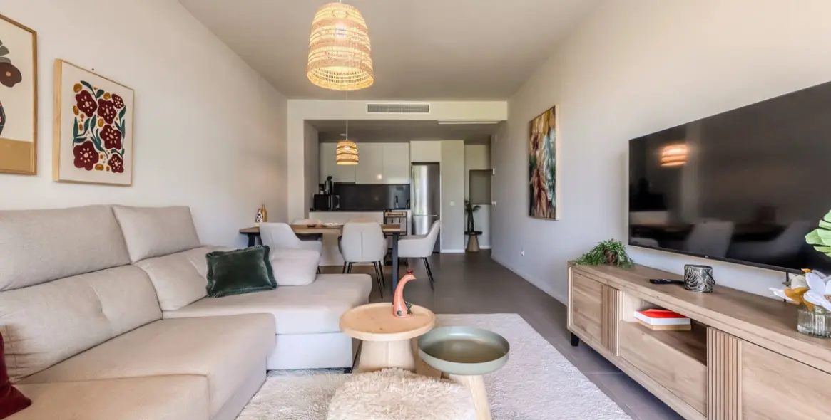 Venta de apartamento en planta baja en Estepona 3
