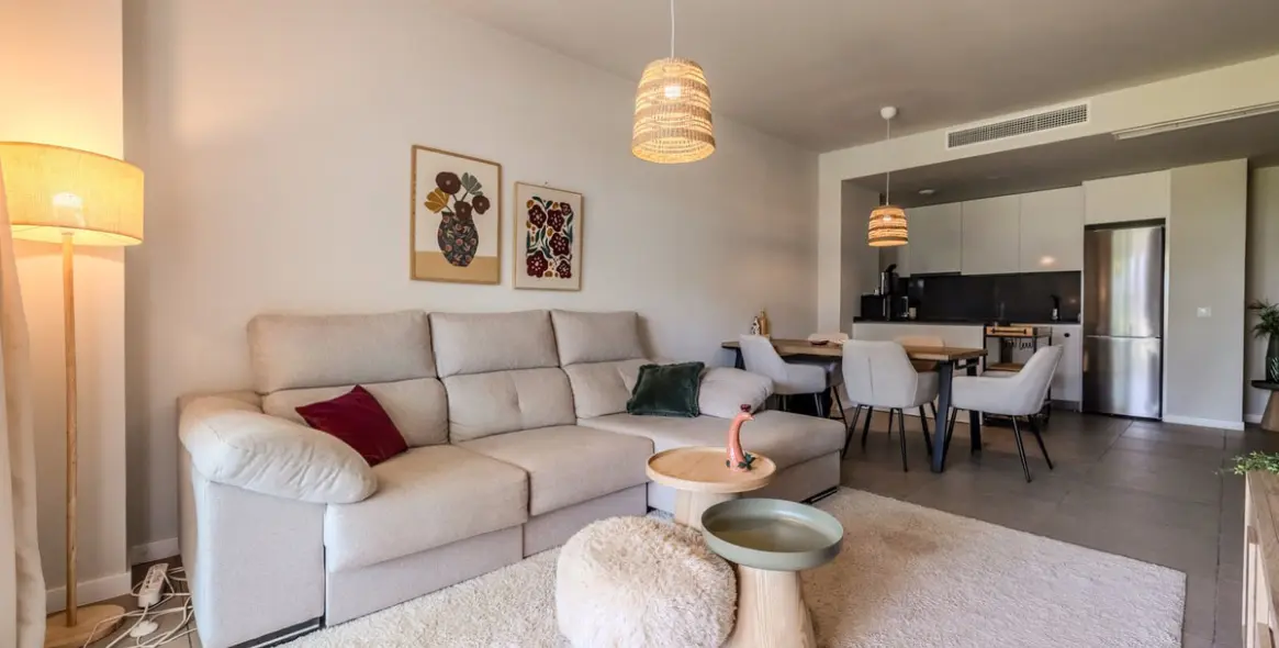 Venta de apartamento en planta baja en Estepona 4