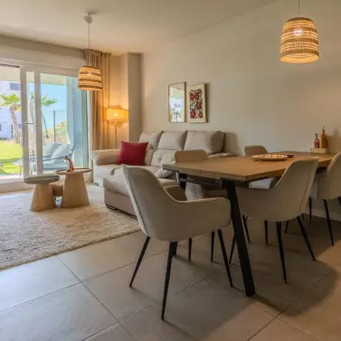 Venta de apartamento en planta baja en Estepona
