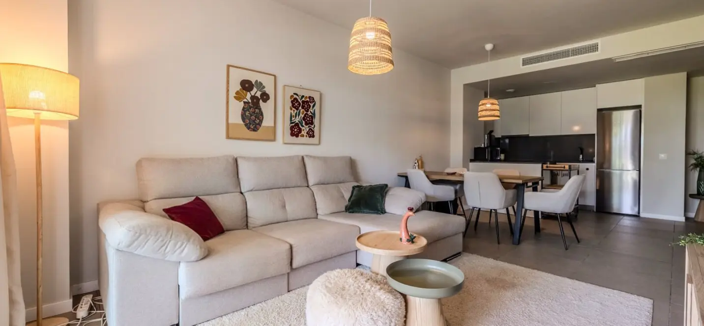 Sale of ground floor apartment in Estepona 3