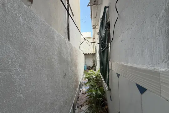 Image 8 thumb