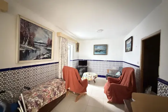 Image 9 thumb