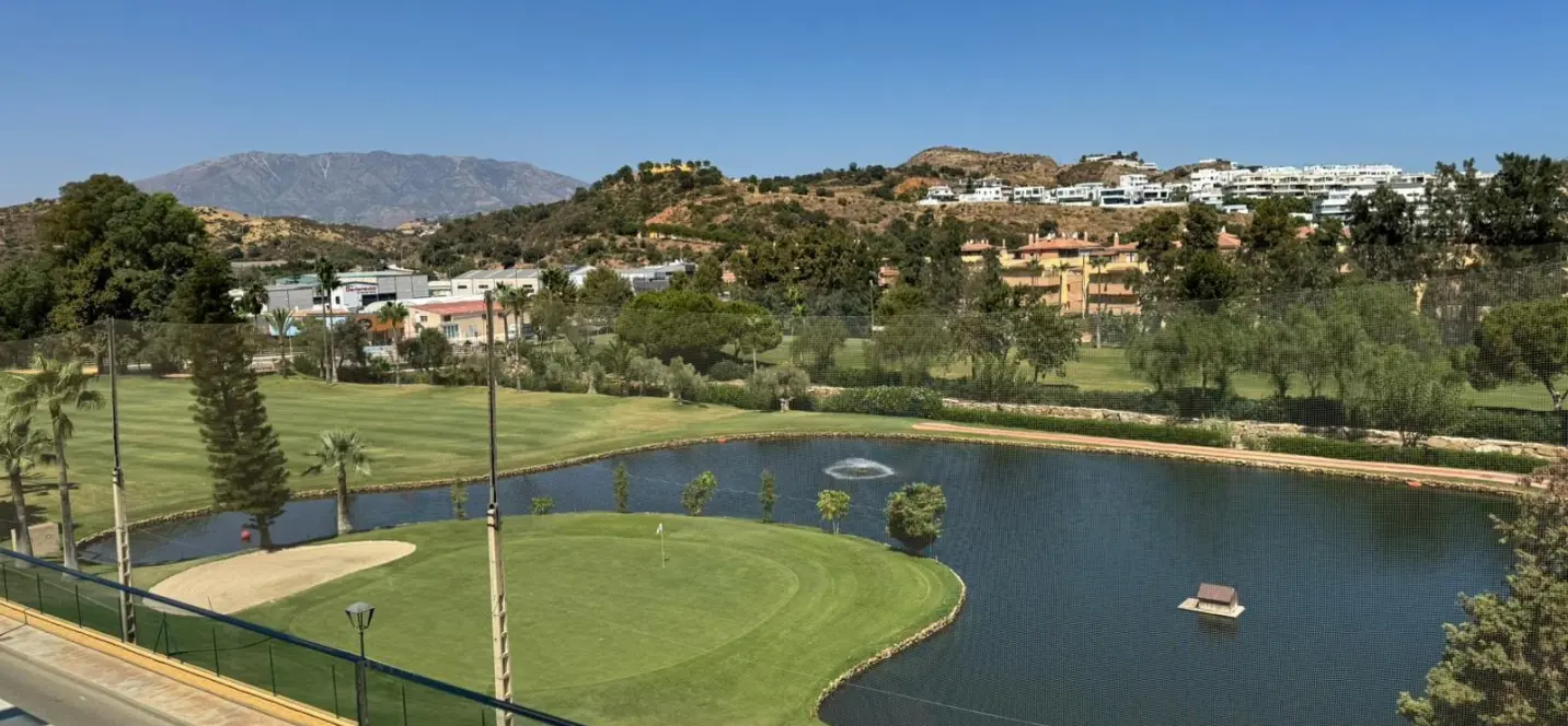 Sale of duplex in Mijas 2