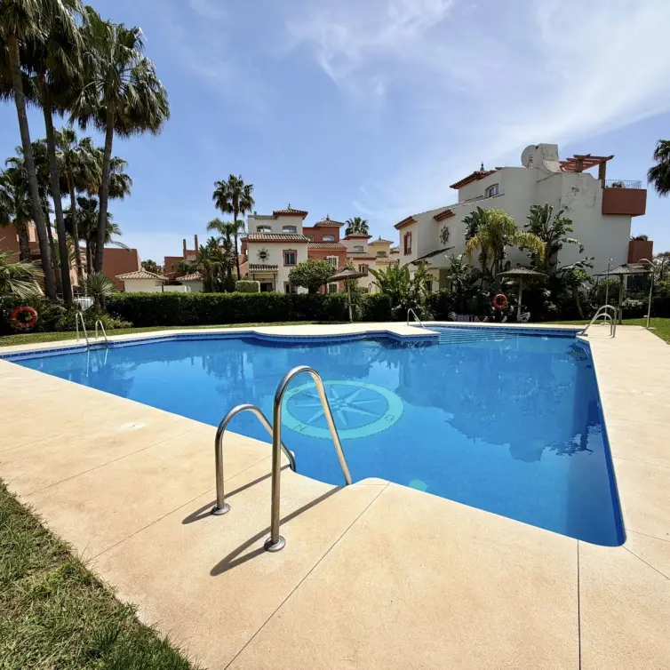Продажа таунхауса в Estepona
