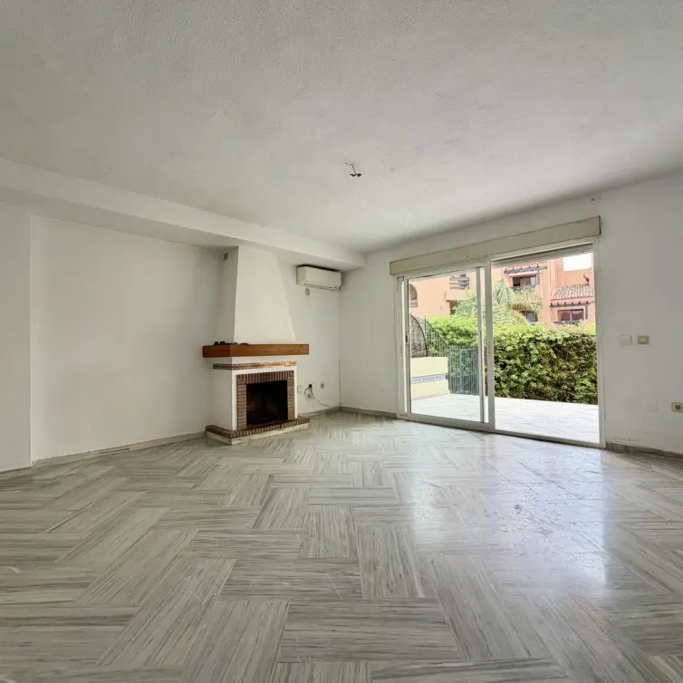 Продажа таунхауса в Estepona