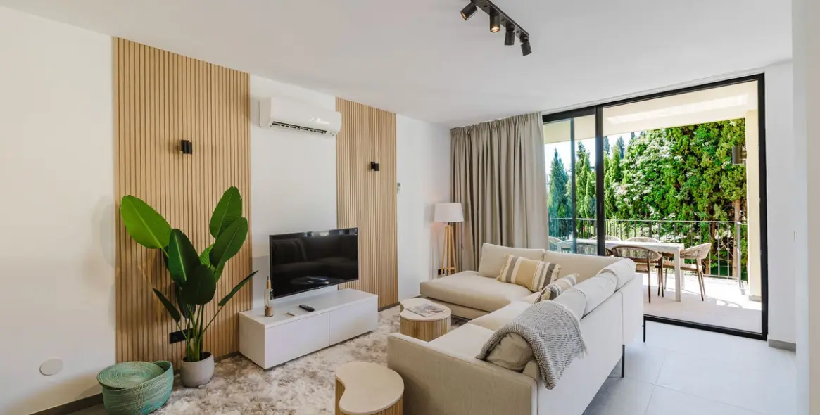 Sale of townhouse in Aloha 4