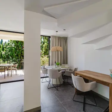 Sale of townhouse in Aloha