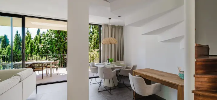 Sale of townhouse in Aloha 4