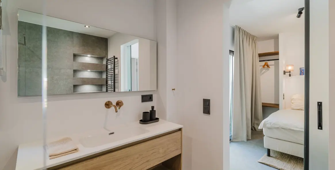 Sale of townhouse in Aloha 25