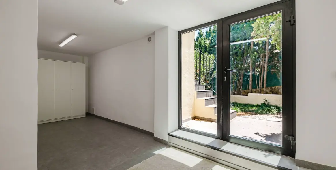 Sale of townhouse in Aloha 34