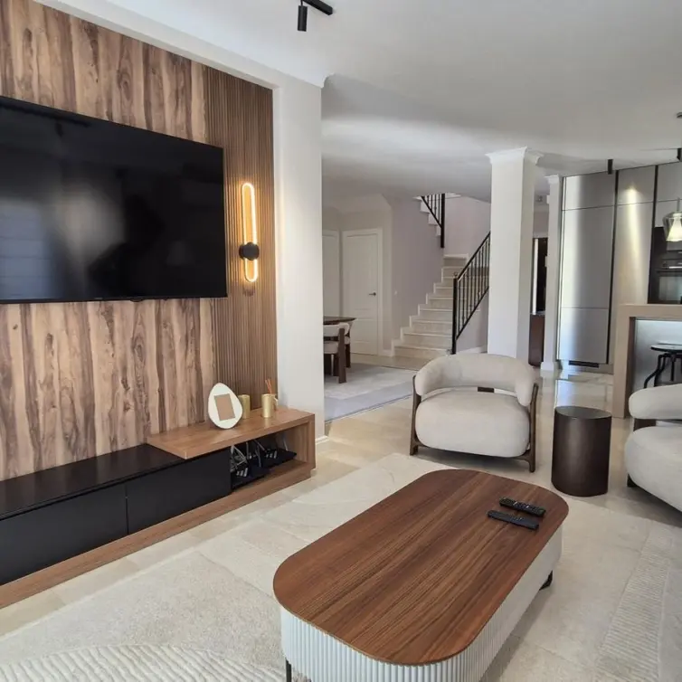 Sale of detached villa in Riviera del Sol