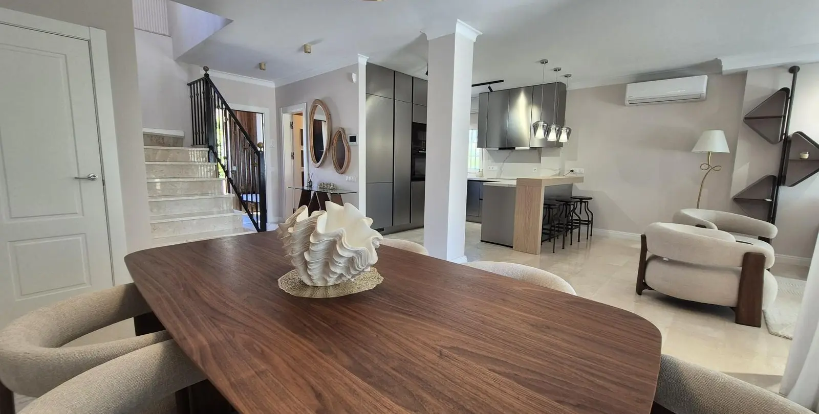 Sale of detached villa in Riviera del Sol 9