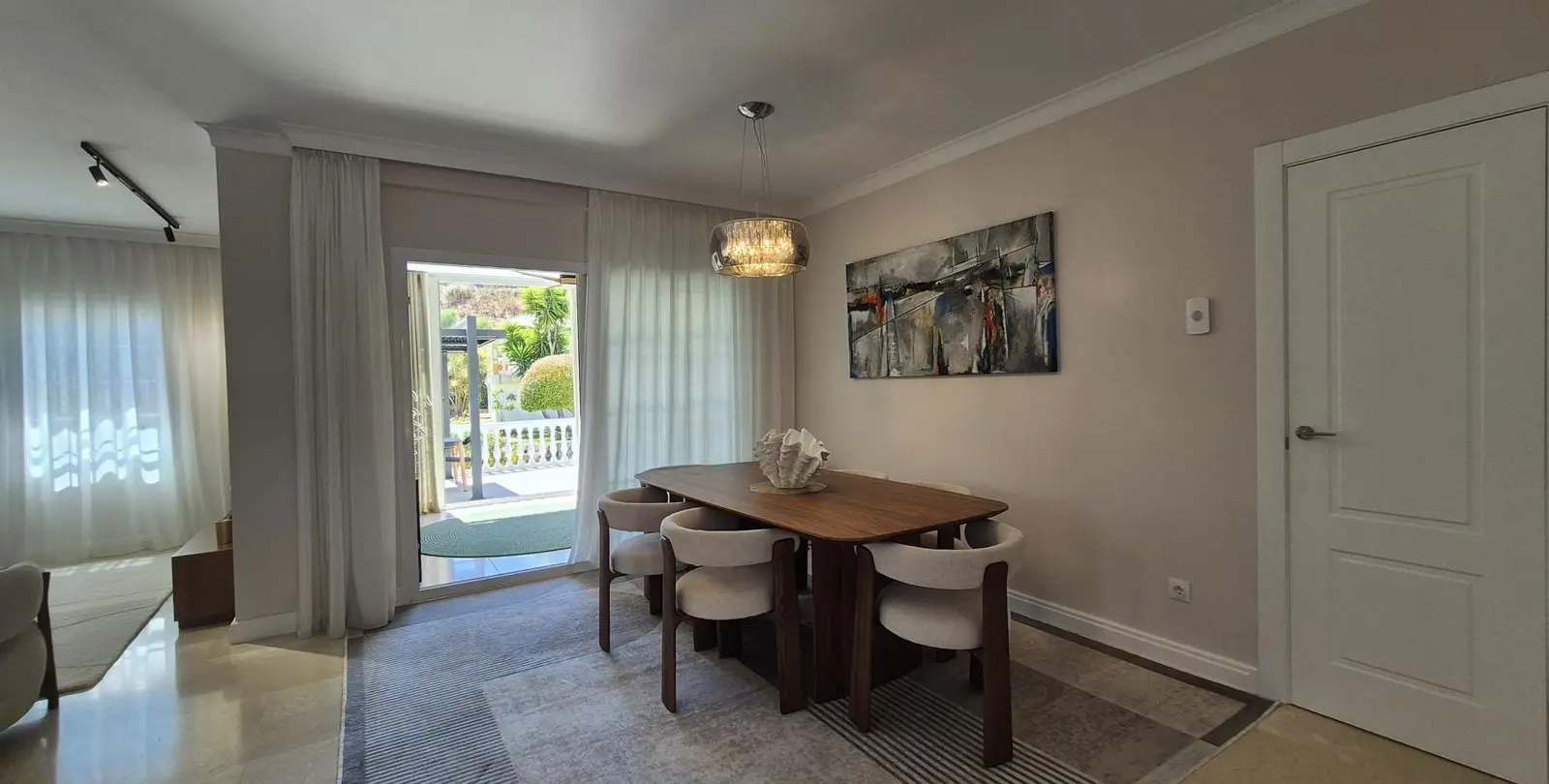 Sale of detached villa in Riviera del Sol 11