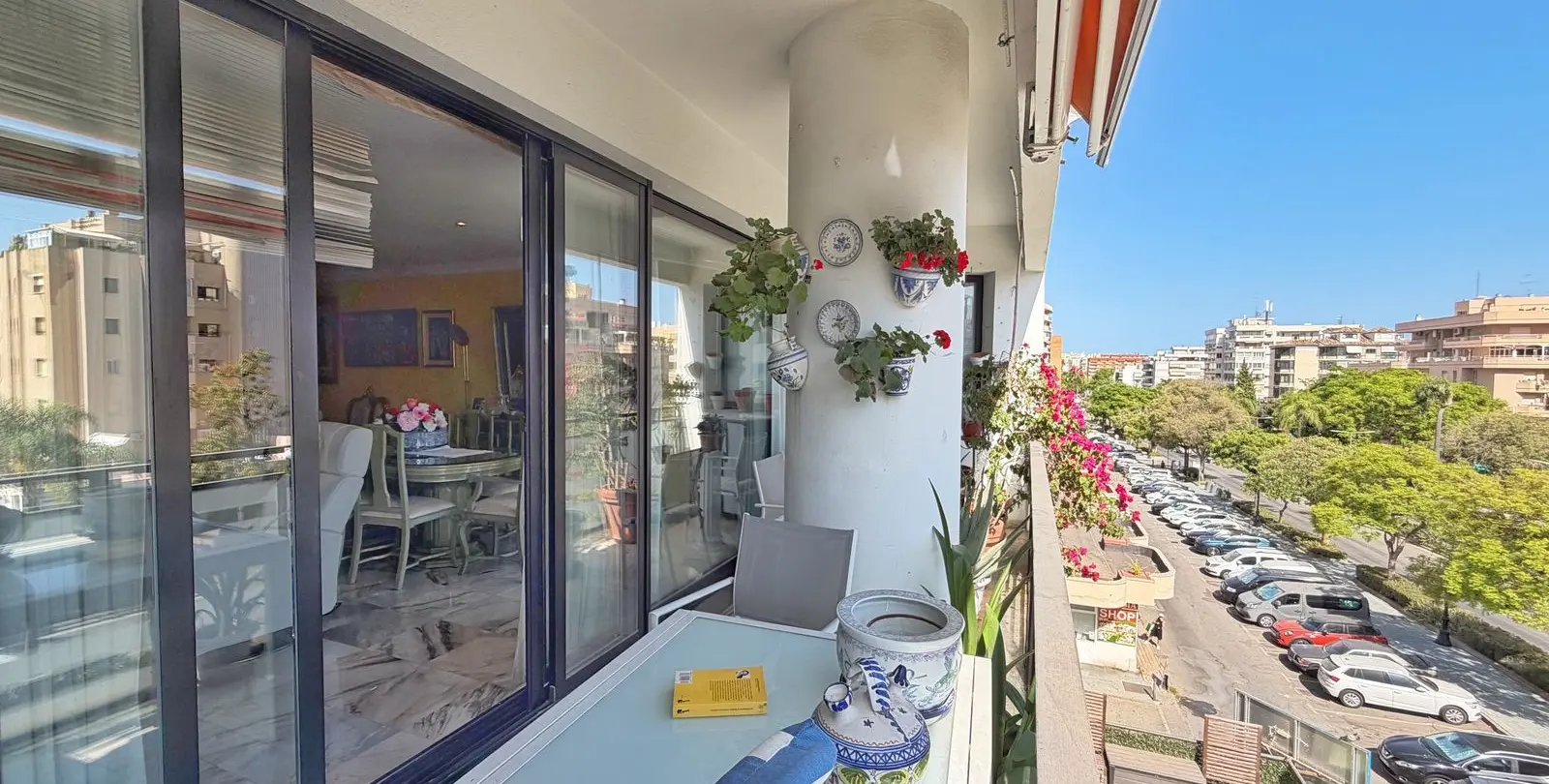 Продажа апартаментов на среднем этаже в Marbella 3