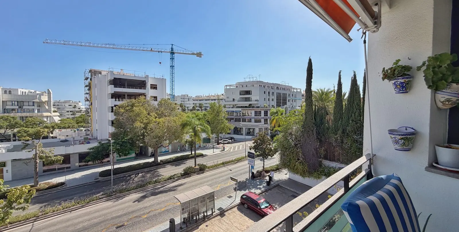 Продажа апартаментов на среднем этаже в Marbella 25