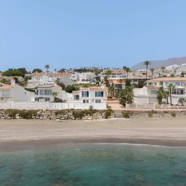 Продажа  отдельно стоящей виллы в Estepona