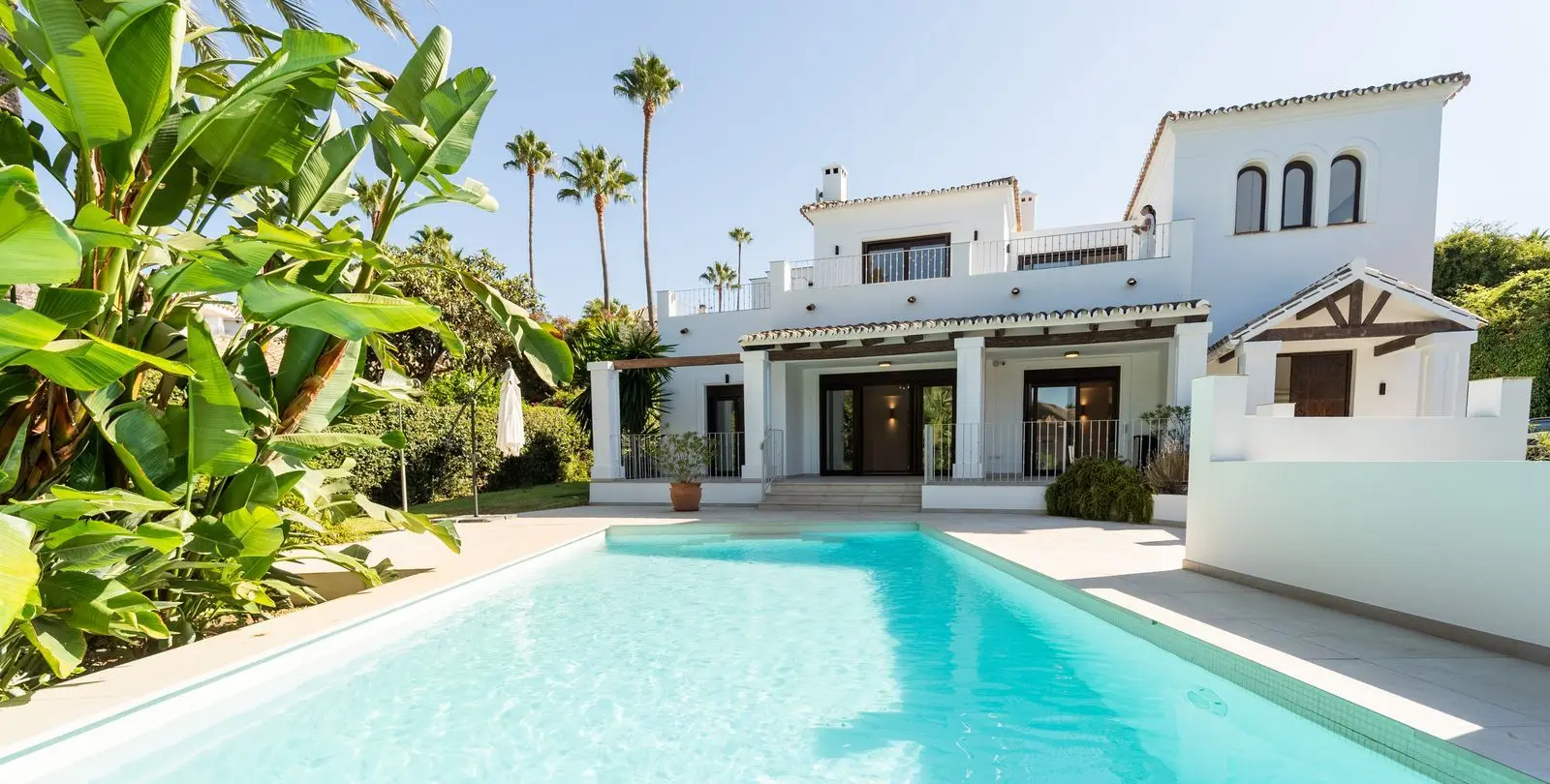 Venta de villa independiente en El Rosario 1