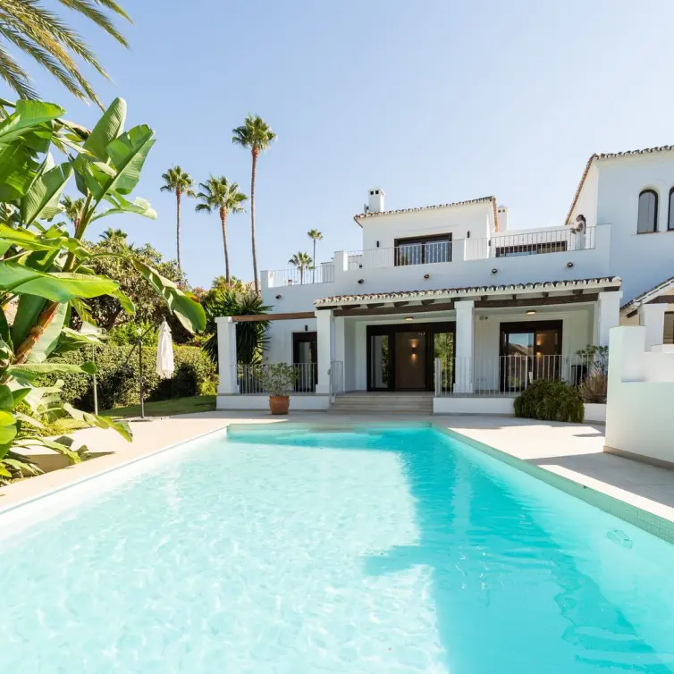 Venta de villa independiente en El Rosario