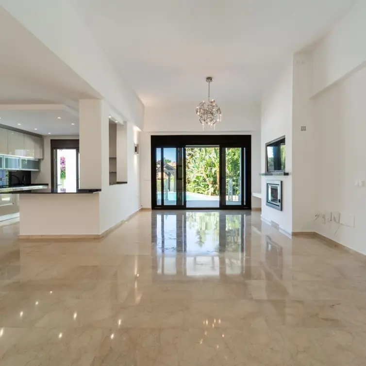 Venta de villa independiente en El Rosario