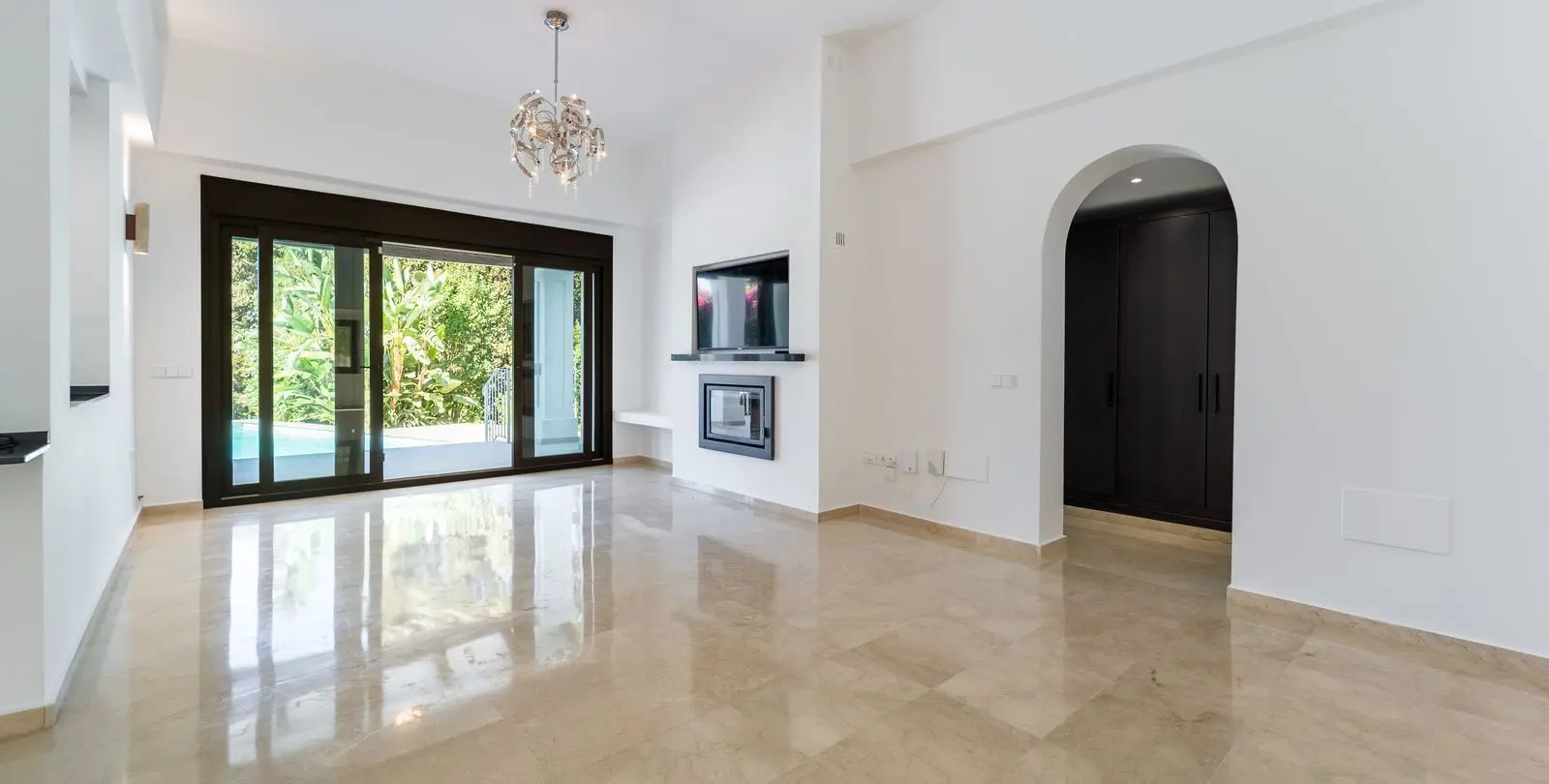 Venta de villa independiente en El Rosario 7