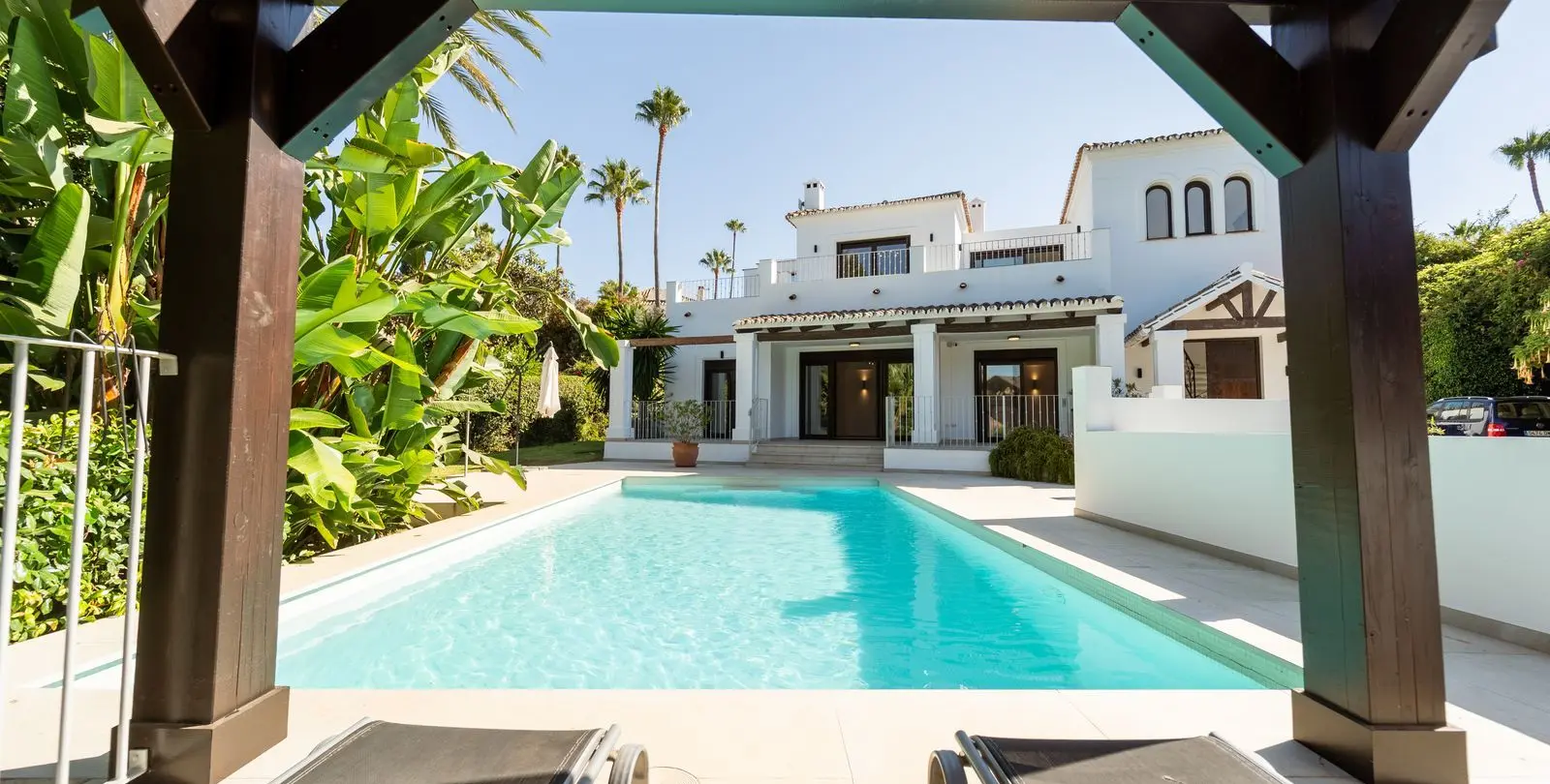 Venta de villa independiente en El Rosario 14