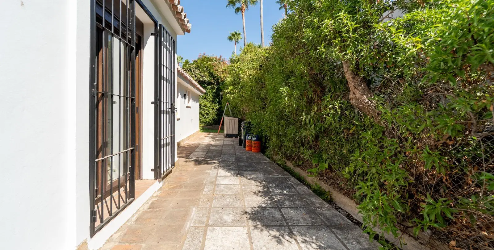 Venta de villa independiente en El Rosario 44