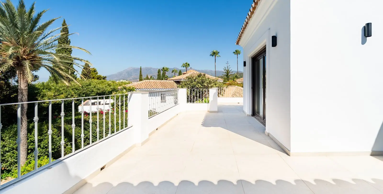 Venta de villa independiente en El Rosario 63