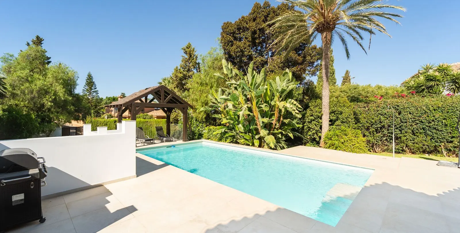 Venta de villa independiente en El Rosario 65