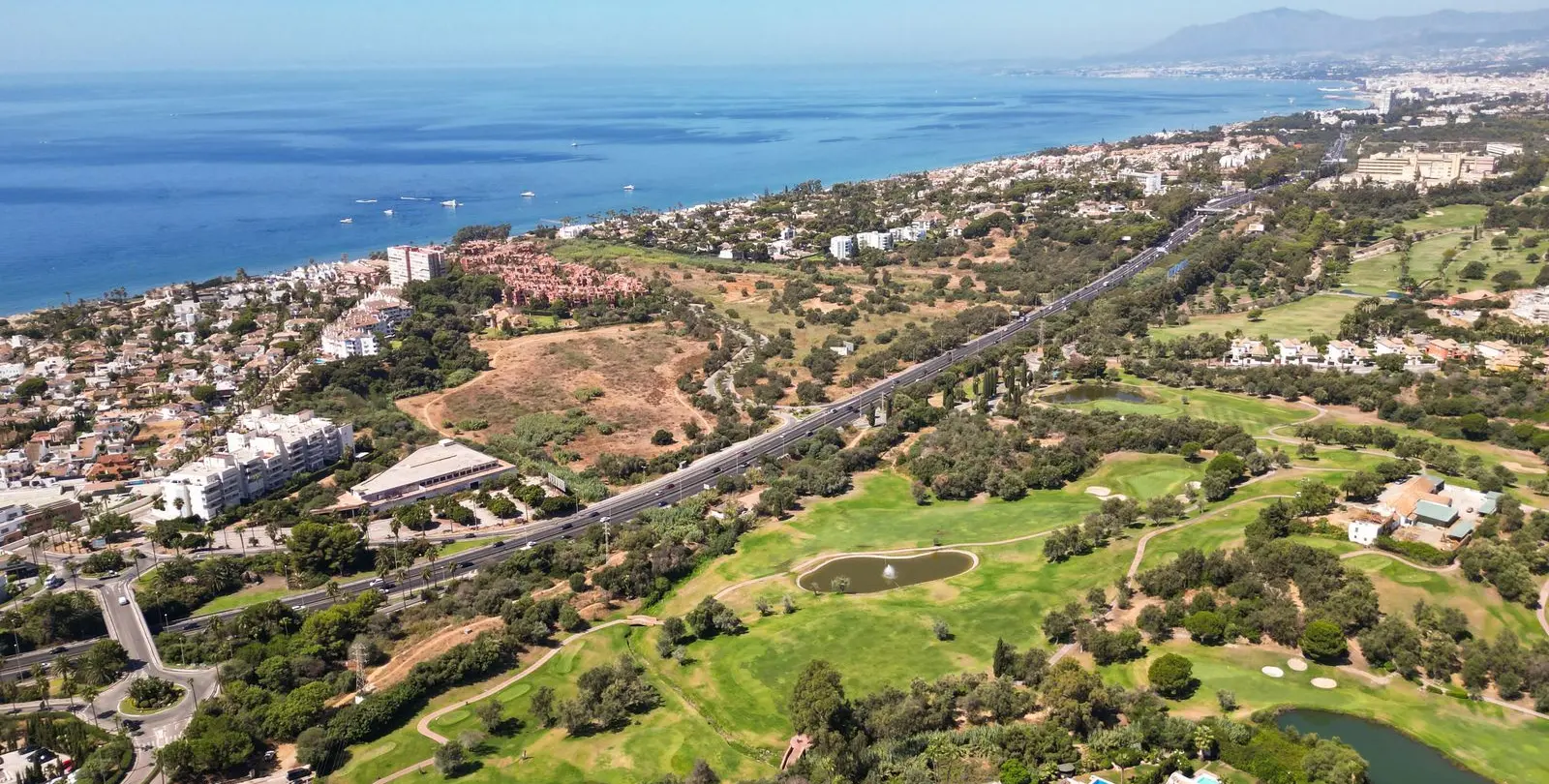 Venta de villa independiente en El Rosario 79