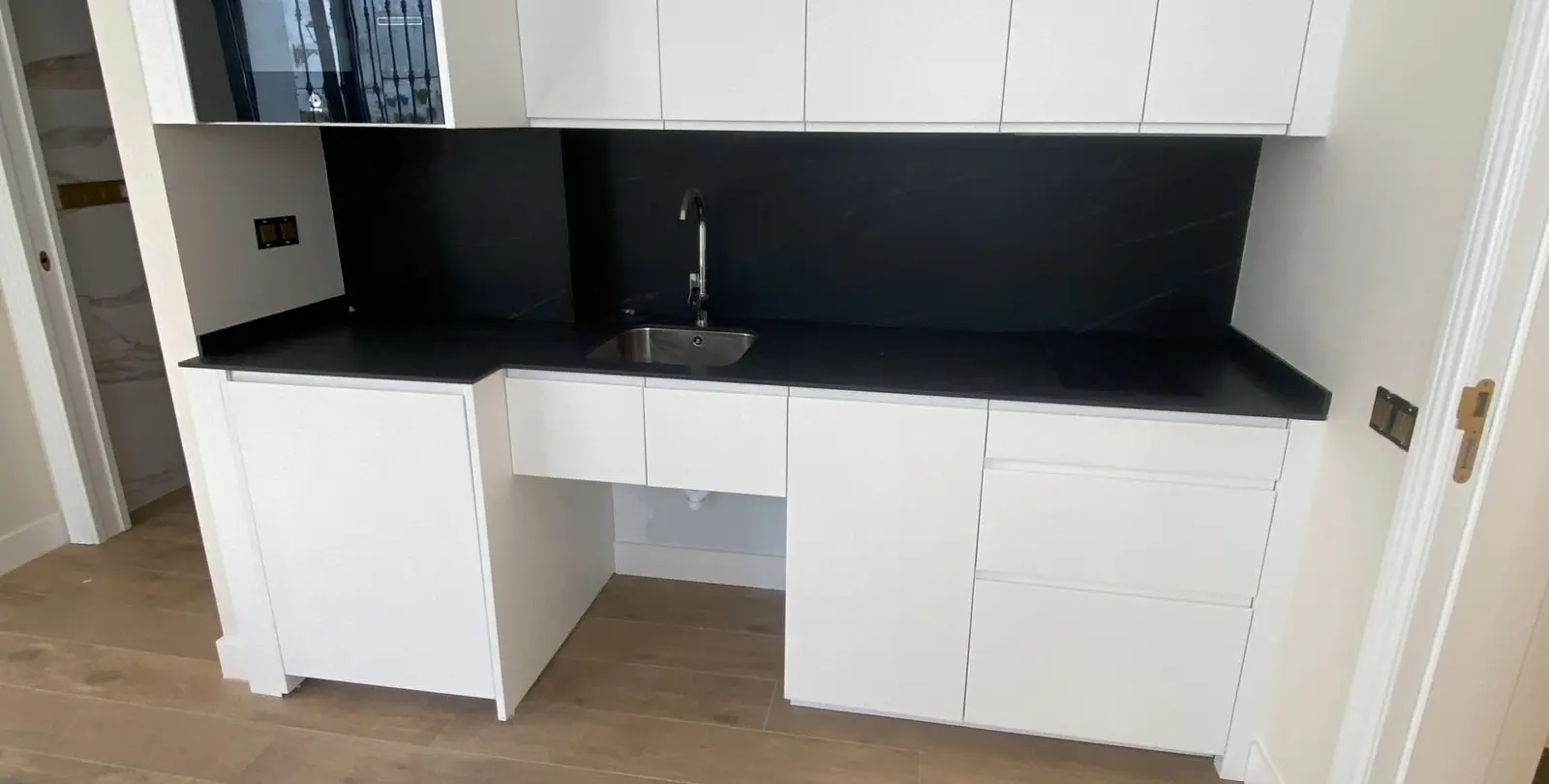 Продажа объекта в Estepona 7