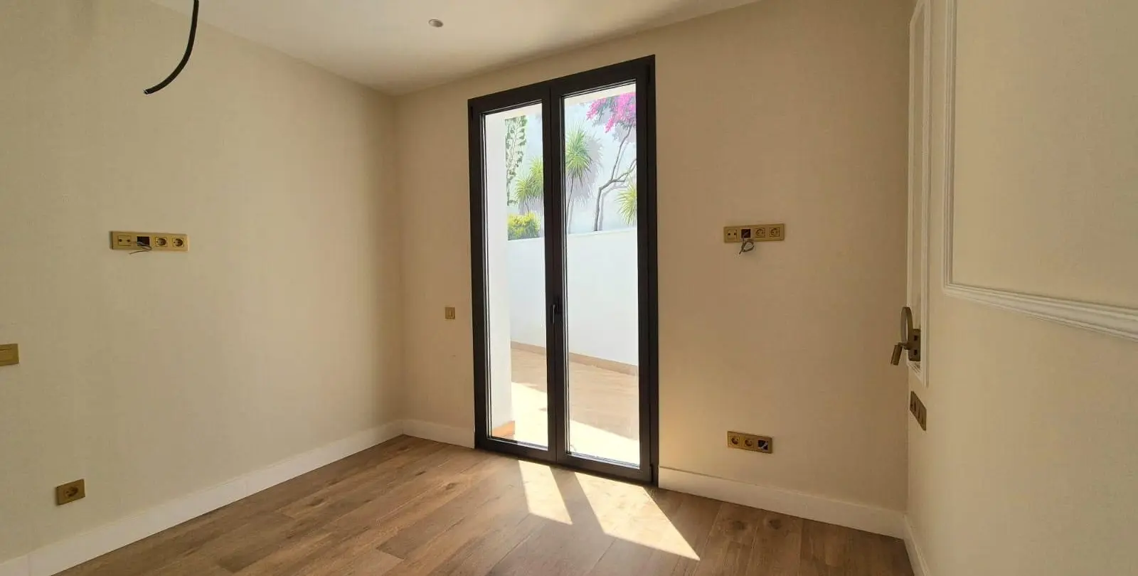 Продажа объекта в Estepona 34