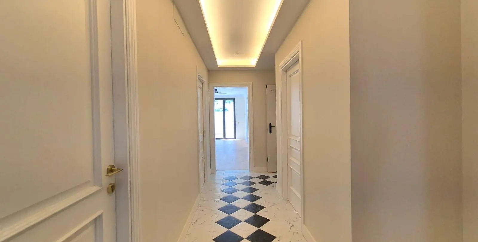 Продажа объекта в Estepona 38