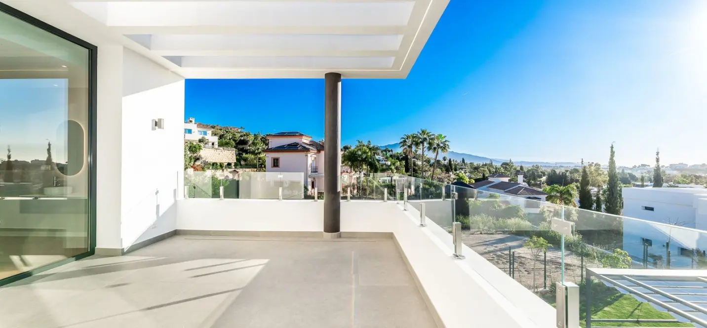Sale of detached villa in Benahavís 3