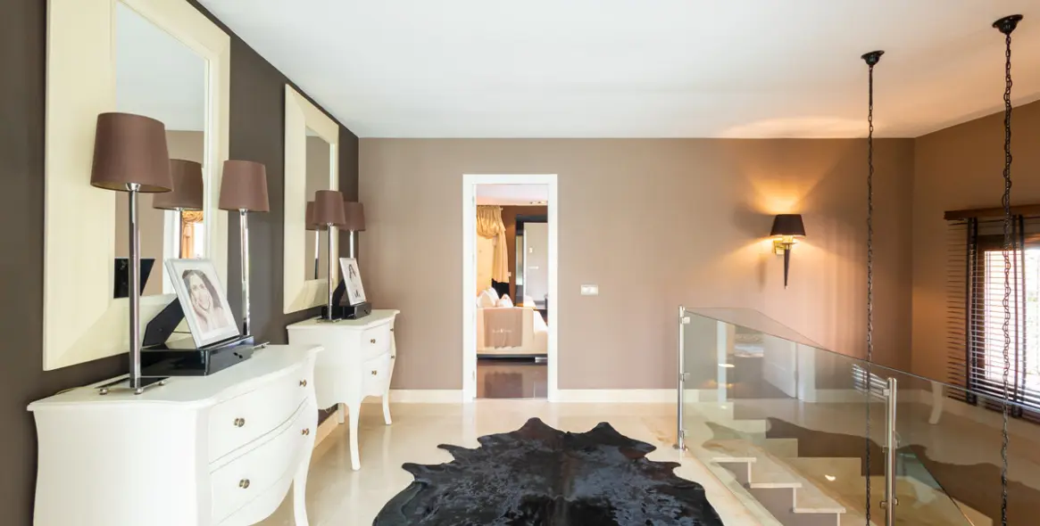 Venta de villa independiente en Los Monteros 22
